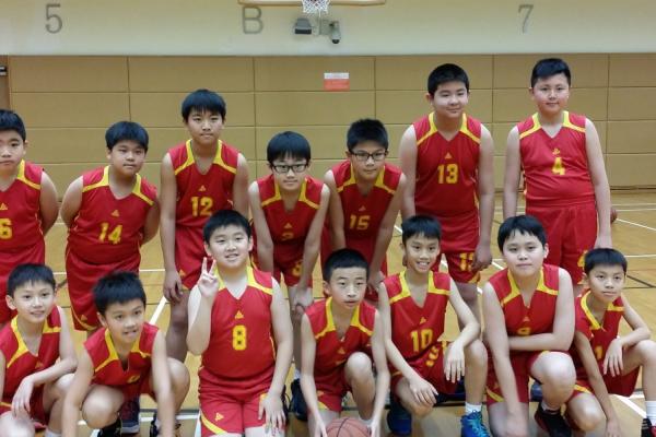 參加校際籃球比賽